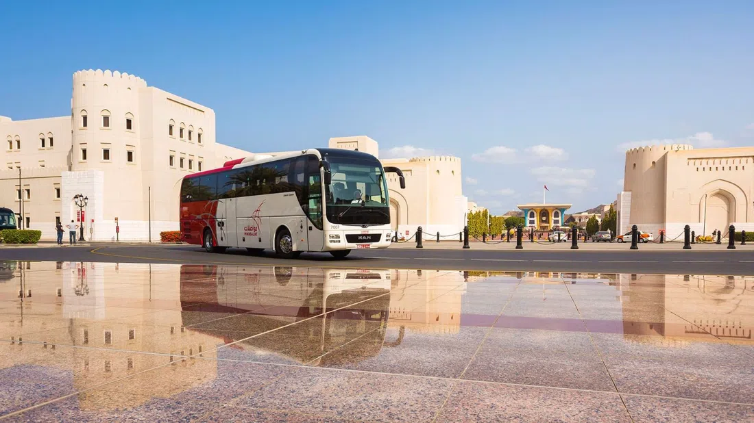 Mwasalat, Muscat