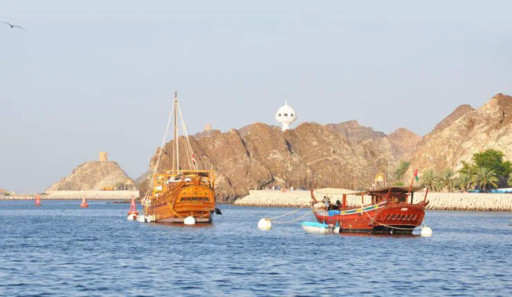 Zahara Tours – Twilight Dhow Cruise, Muscat