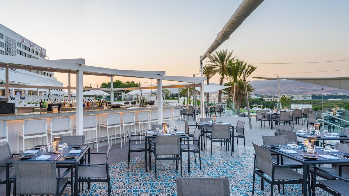 Crowne Plaza Muscat, Muscat