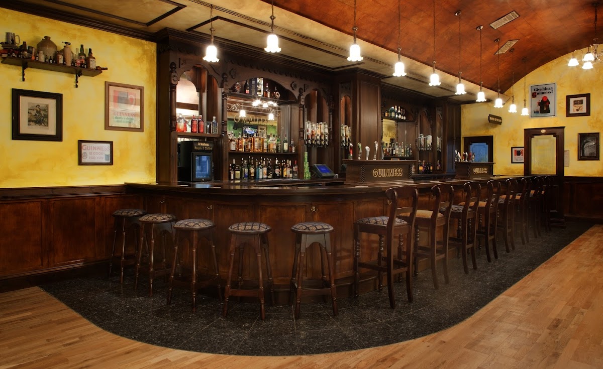 O'Malley's Irish Pub, Muscat