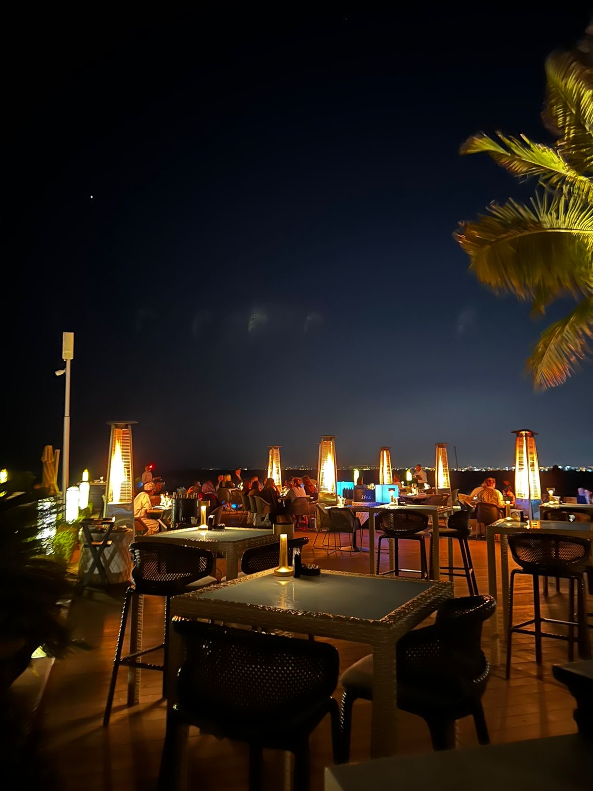 Zale Beach Club & Lounge — photo 2
