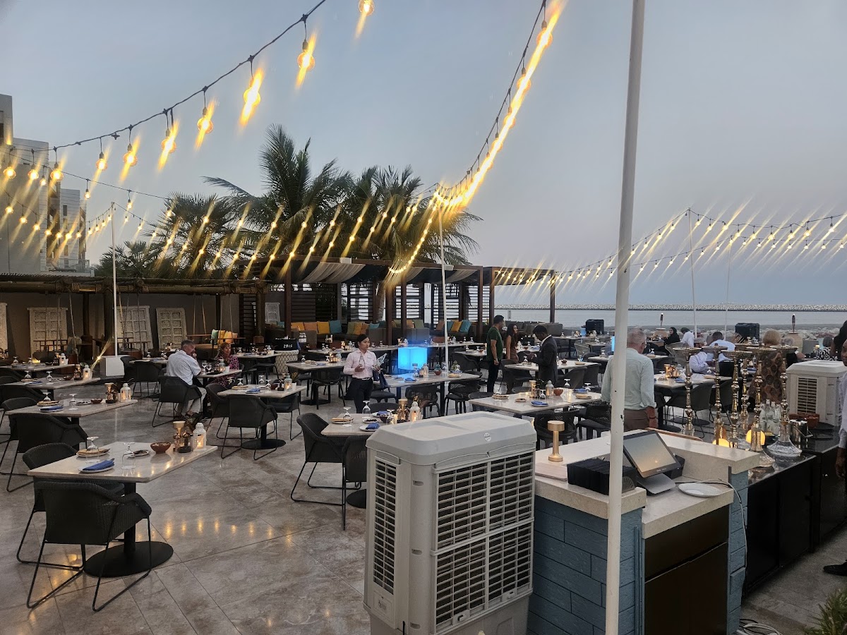 Zale Beach Club & Lounge — photo 3
